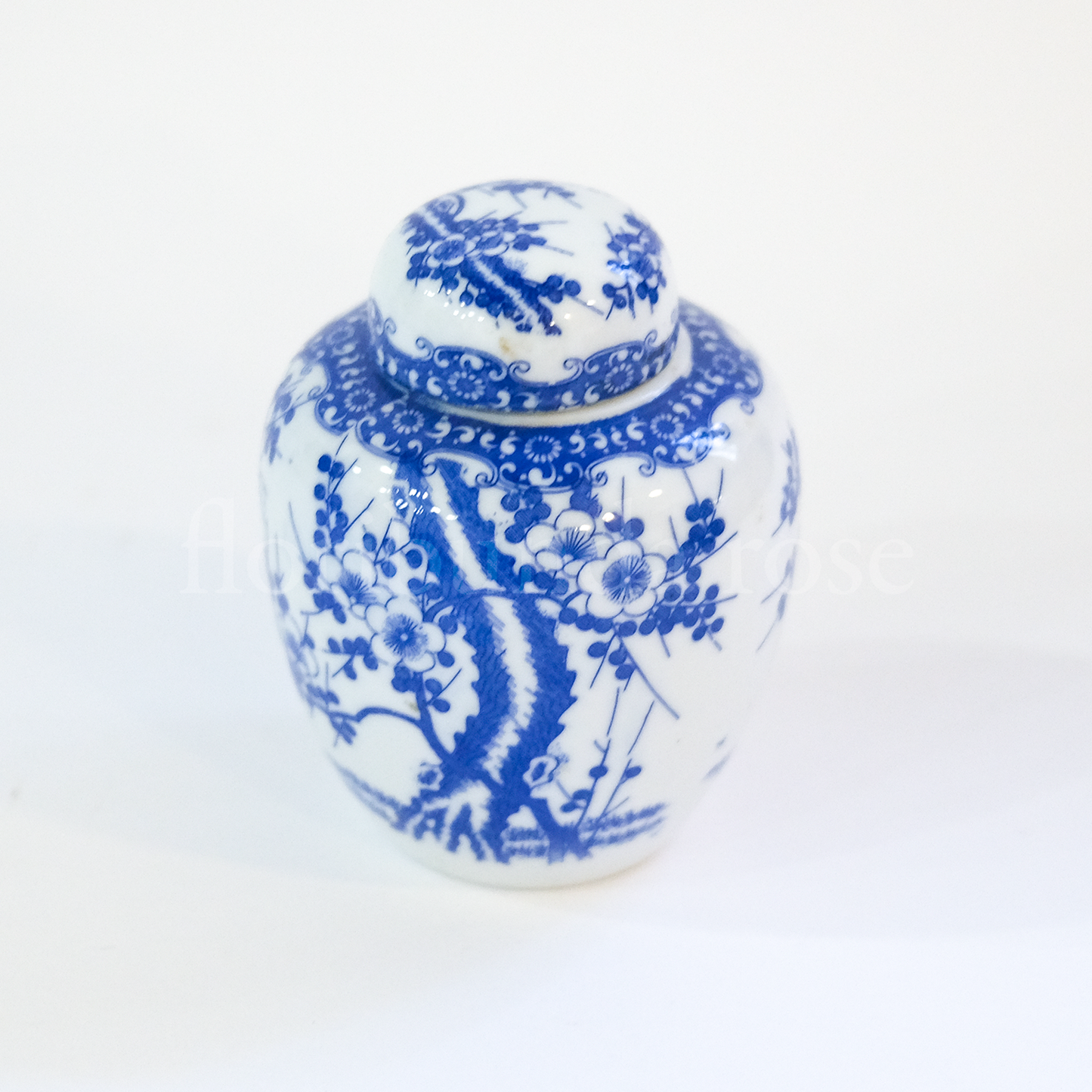 Vintage Blue & White mid sized Ginger Jar/Vase